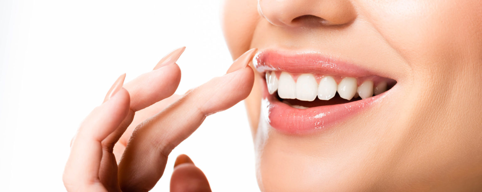 銀歯よりセラミック治療がおススメの理由 | セラミック治療とは？