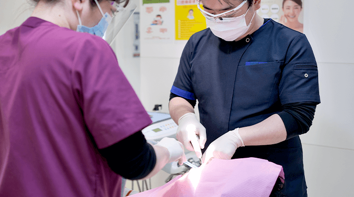 親知らずの抜歯風景