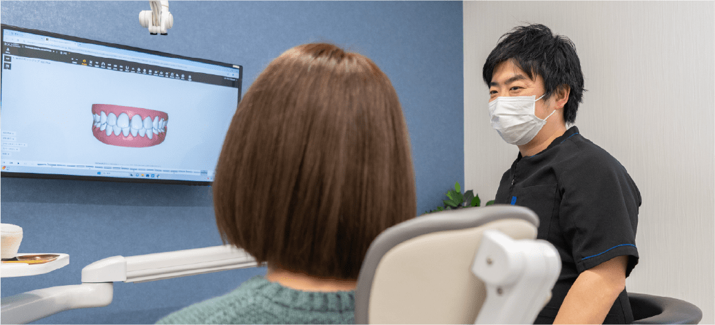 3Dシミュレーションで治療過程の確認をしている画像