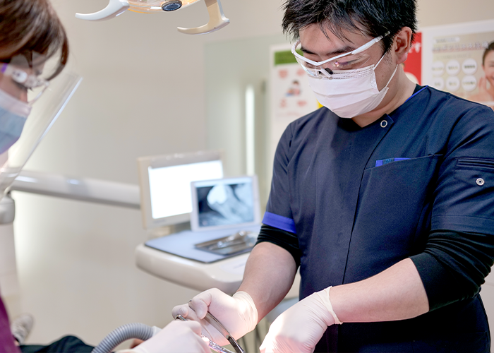 親知らず治療の様子